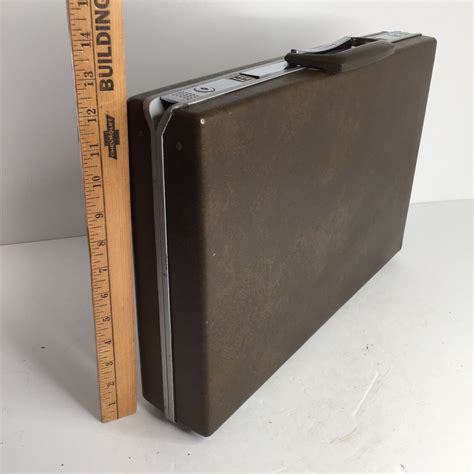 Samsonite Hard Shell Briefcase Grey