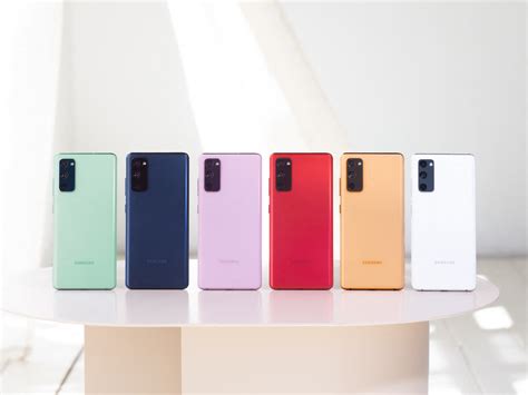 Le Samsung Galaxy S20 FE, une édition colorée avec toutes les