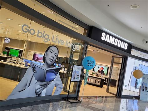 samsung store near me location