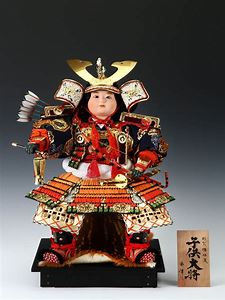 boneka samurai Jepang