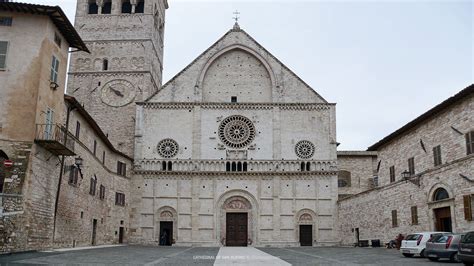 san rufino cathedral assisi