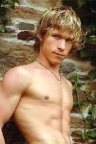 Discover the Radiant Secrets of Sancho Sun: A热带天堂的阳光探秘