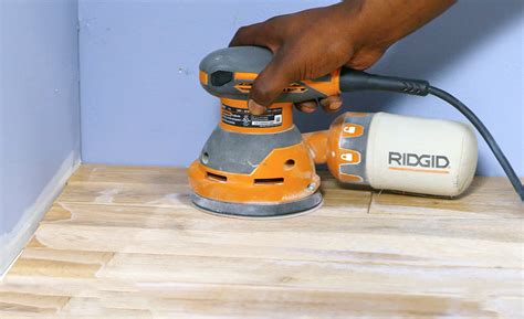 Sanding Small Spaces
