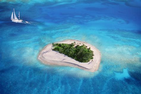 sandy and coral cays