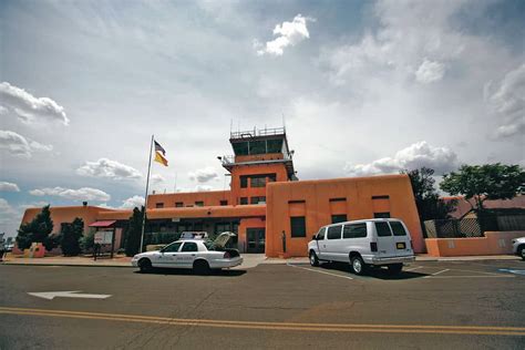 santa fe new mexico airport airlines
