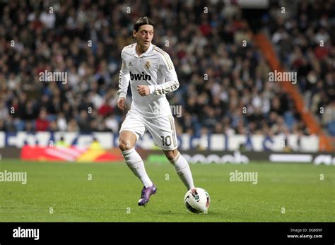 santiago bernabeu player