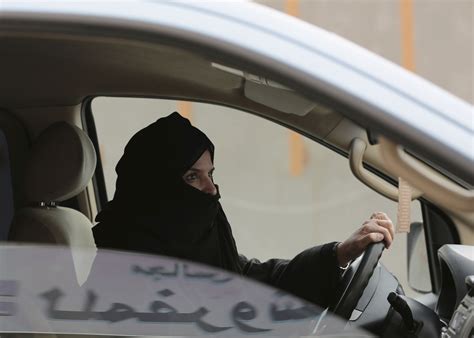 saudi arabia ban on women driving