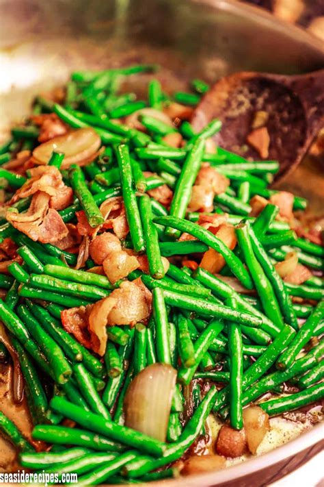 Sauteed String Beans With Bacon