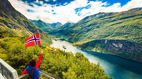 scandinavia tours for young adults