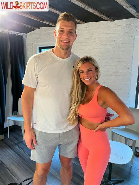 scenes agar nude snapchat