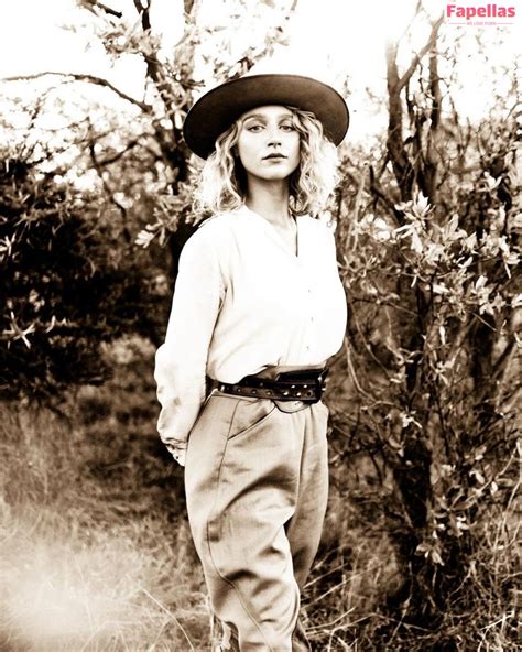 schlaepfer julia leaked