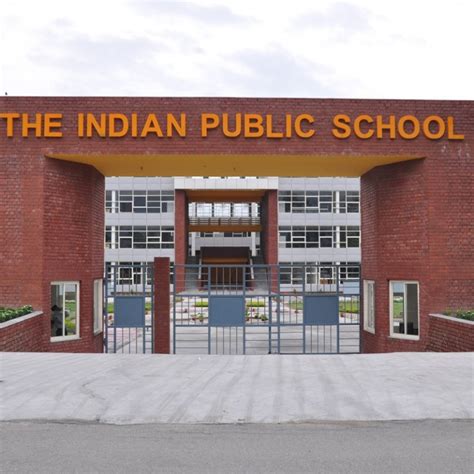 school of india email