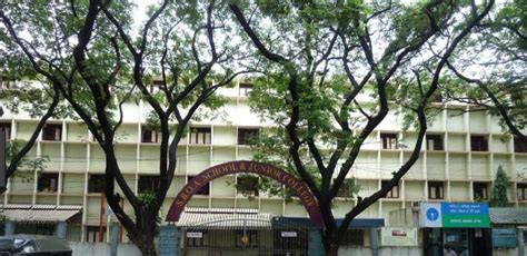 schools in anna nagar