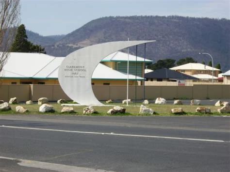 schools in claremont tasmania