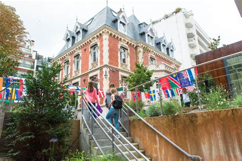 schools in france for international students