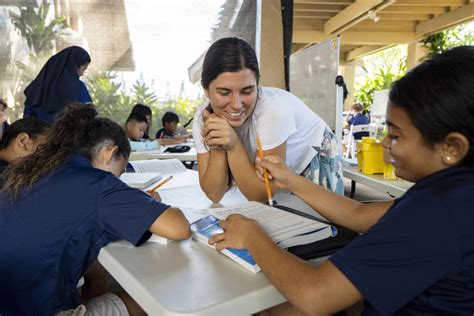 schools near maui wild