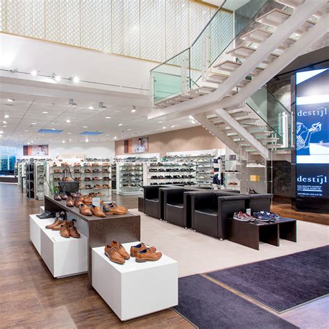 Schuhe in Karlsruhe Schuhgeschäfte der Fächerstadt im Überblick meinKA