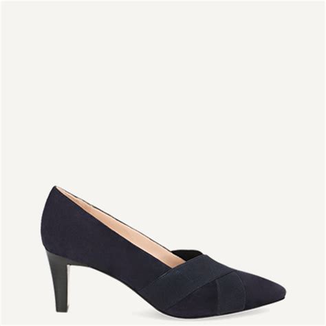 Peter Kaiser Peter Kaiser style "Herdi" navy blue suede leather court
