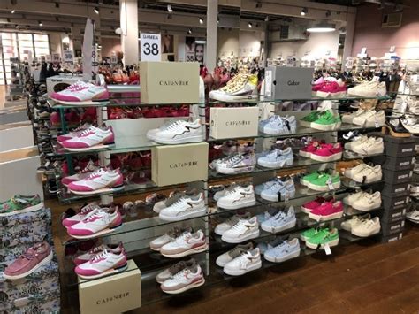 Intersport SCHMID Schuhe Mode Sport in Neusäß Kauft's daheim