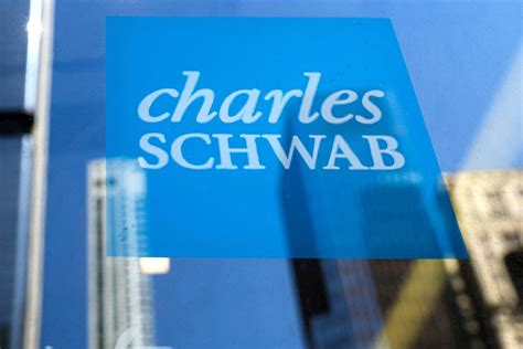 schwab layoffs