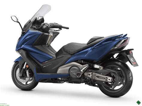 scooter kymco ak 550