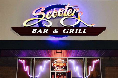 scooters pub and grill