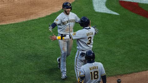 score for brewers game today