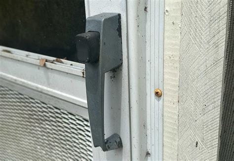 Screen Door Handle Frozen