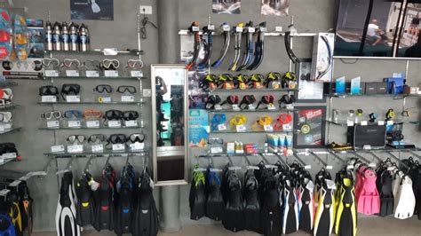 scuba dive shop