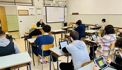 (PDF) ELENCO SCUOLE SECONDARIE DI 2° GRADO DI NAPOLI E … scuole/Scuole