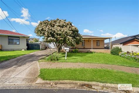 Seacombe Gardens Postcode