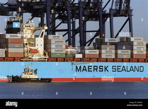 sealand maersk vessel registry