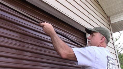 sealing your garage around the garage door