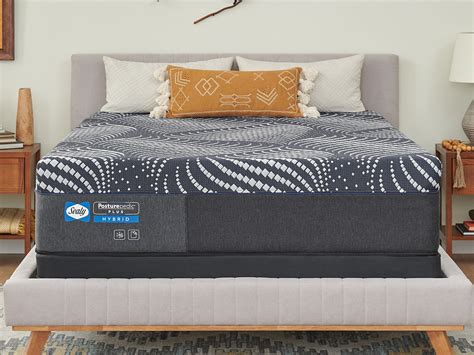 Sealy Posturepedic Hybrid Lacey 13" Soft Mattress King Macy's