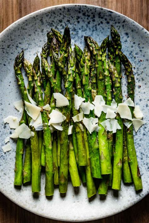 Searing the Asparagus Tips