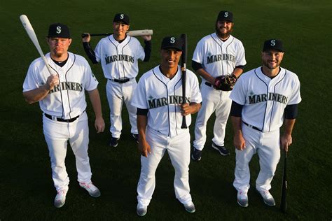 seattle mariners baseball team roster in 2010