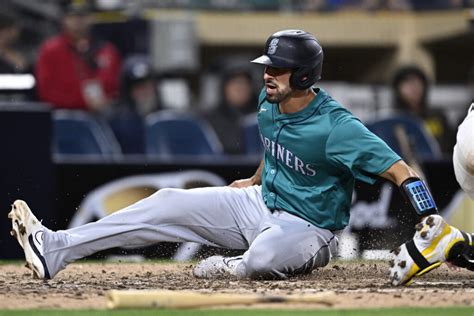 seattle mariners trade rumors