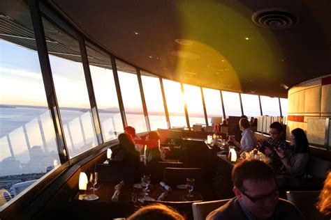 seattle space needle lunch reservations