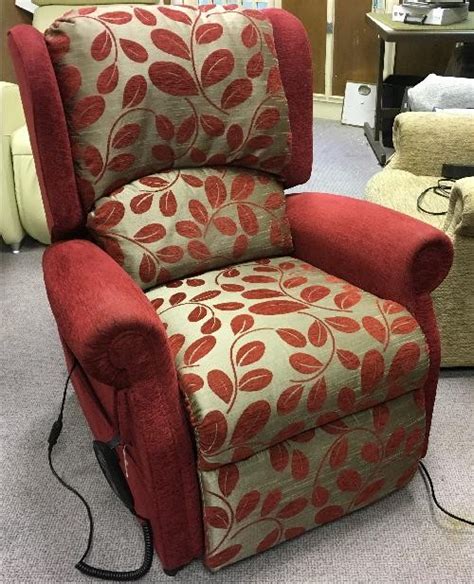 second hand riser recliner chairs