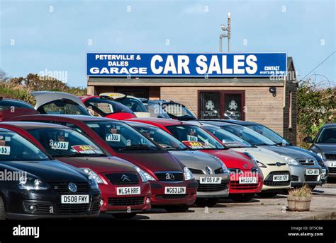 second hand car dealers near me within 1.6 km