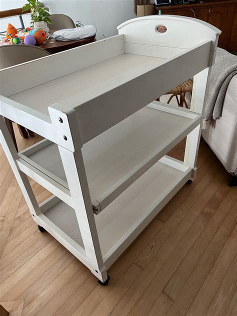 Second Hand Cot And Change Table