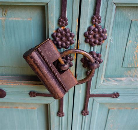 Second Hand Lock Repair