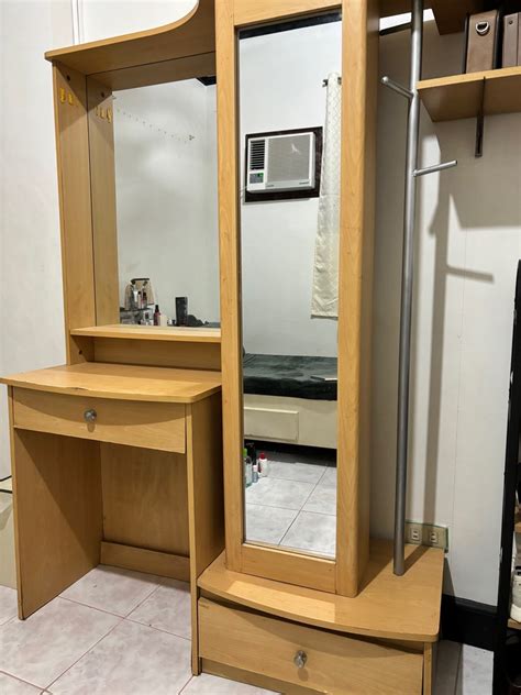 Second Hand Vanity Table
