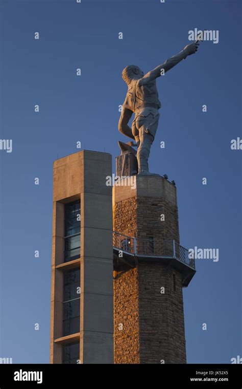 Second Tallest Statue In The Us