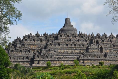 23+ Candi Borobudur Stupa jodas40