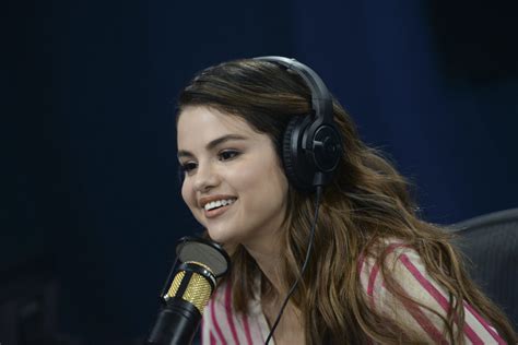 selena gomez music news