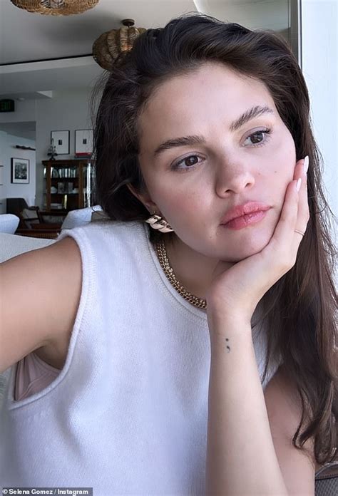 selena gomez no makeup instagram