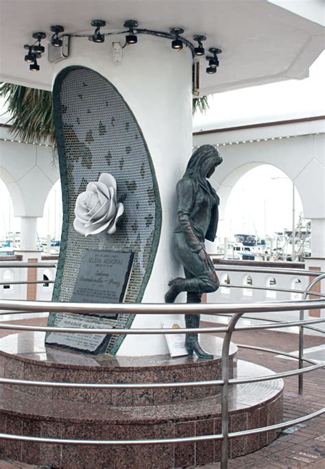 selena memorial corpus christi tx