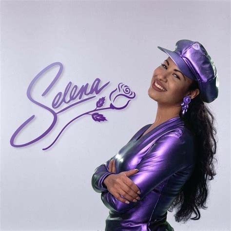 selena quintanilla favorite color