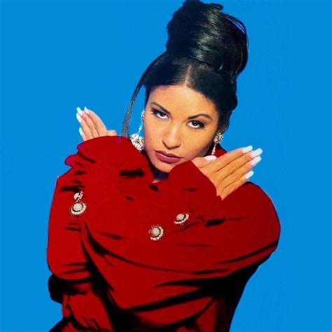 selena quintanilla outfits red shirt